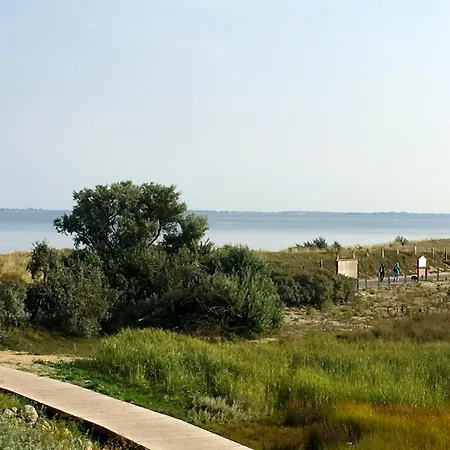 Дом отдыха Ostsee - Reetdachhaus Nr 46 